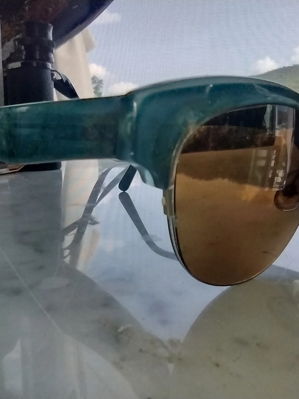 Badgley Mischka Green Frame Brown Lens Sunglasses